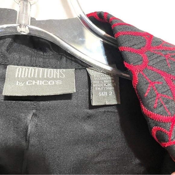 Chico’s jacket, size 2, black with red embroidery - Picture 3 of 10